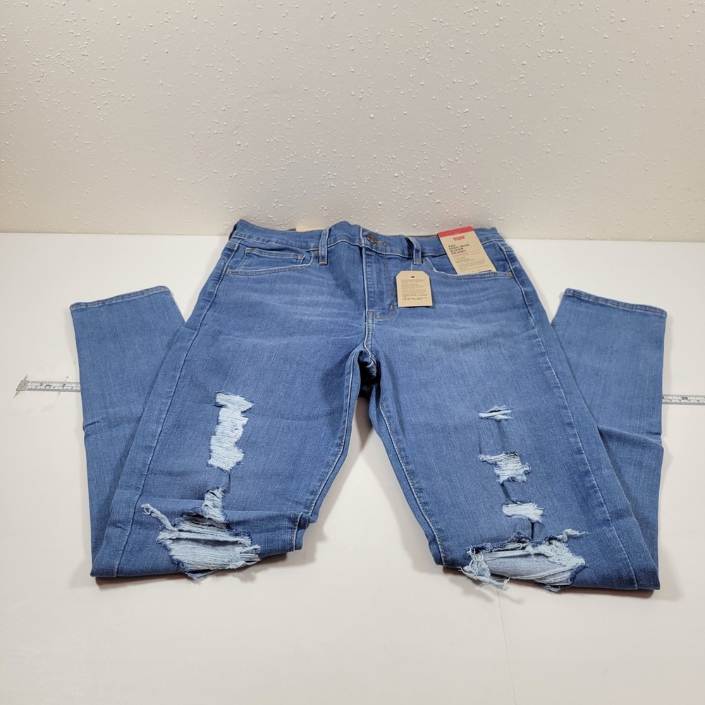 NWT Levi's 720 High Rise Super Skinny Women 30 Blue Distressed Hyperstretch Jean